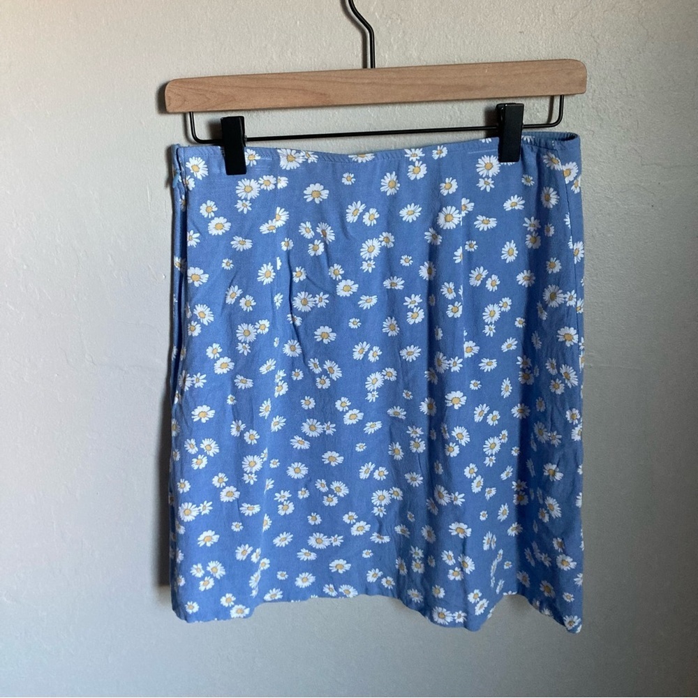 Hollister Blue Floral Skirt Size Medium - Picture 4 of 5